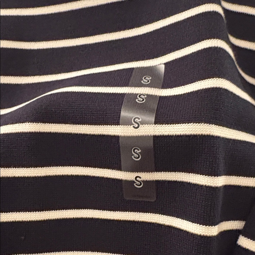 NWT Uniqlo Men's Navy and White size S Crewneck Sweater - Picture 3 of 5